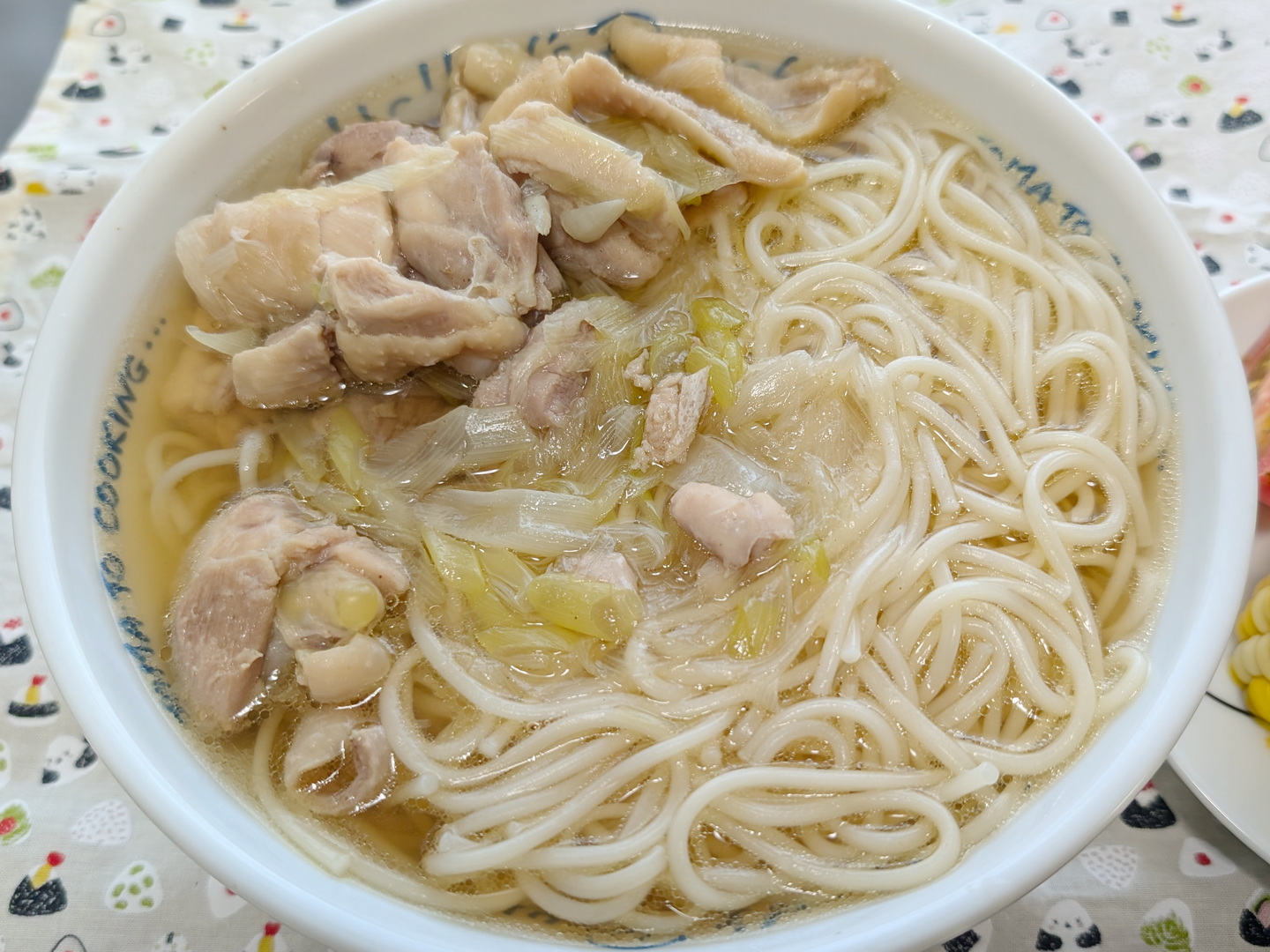 白滝製麺さんの半田そうめんを使った鶏塩にゅうめん